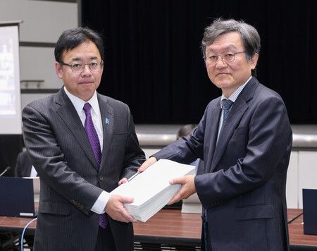 Un comité aconseja al Gobierno de Japón elevar las tasas de los servicios médicos debido a la inflación